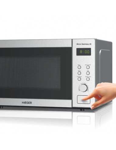 Micro-ondas em uso com botão Start/+30s